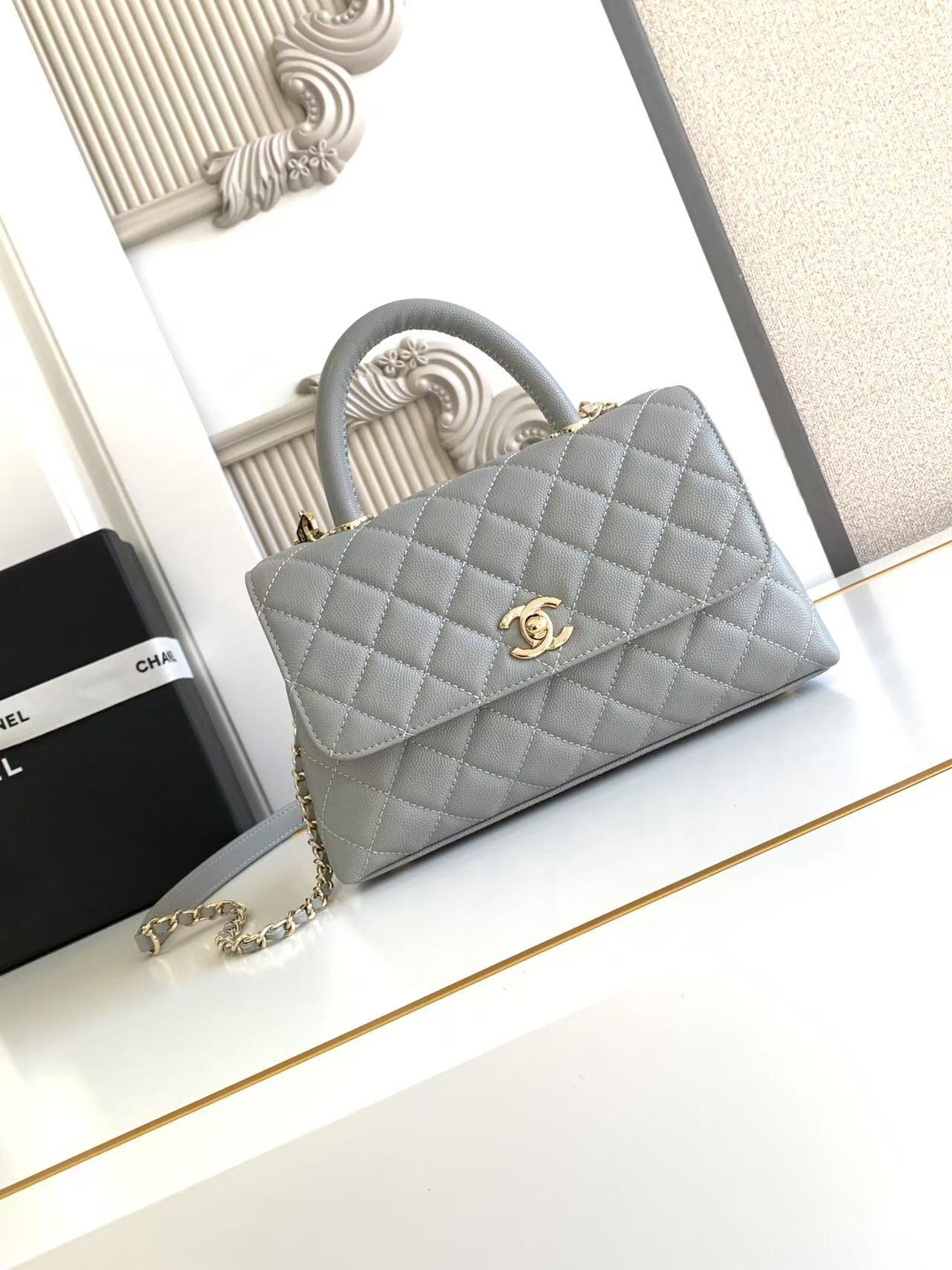 Chanel Coco Handle Classic Handbag - Image 2