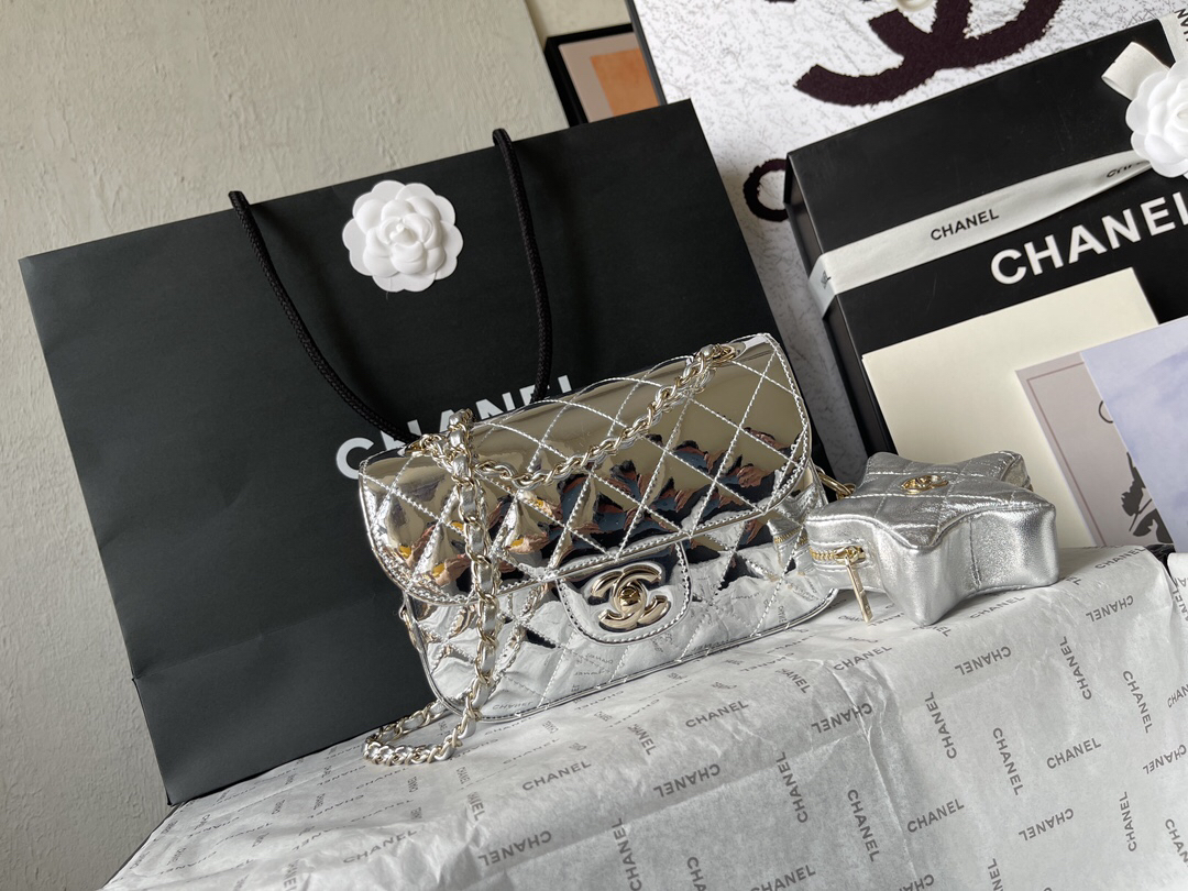 Chanel Star Series Lambskin Crossbody Bag - Image 2