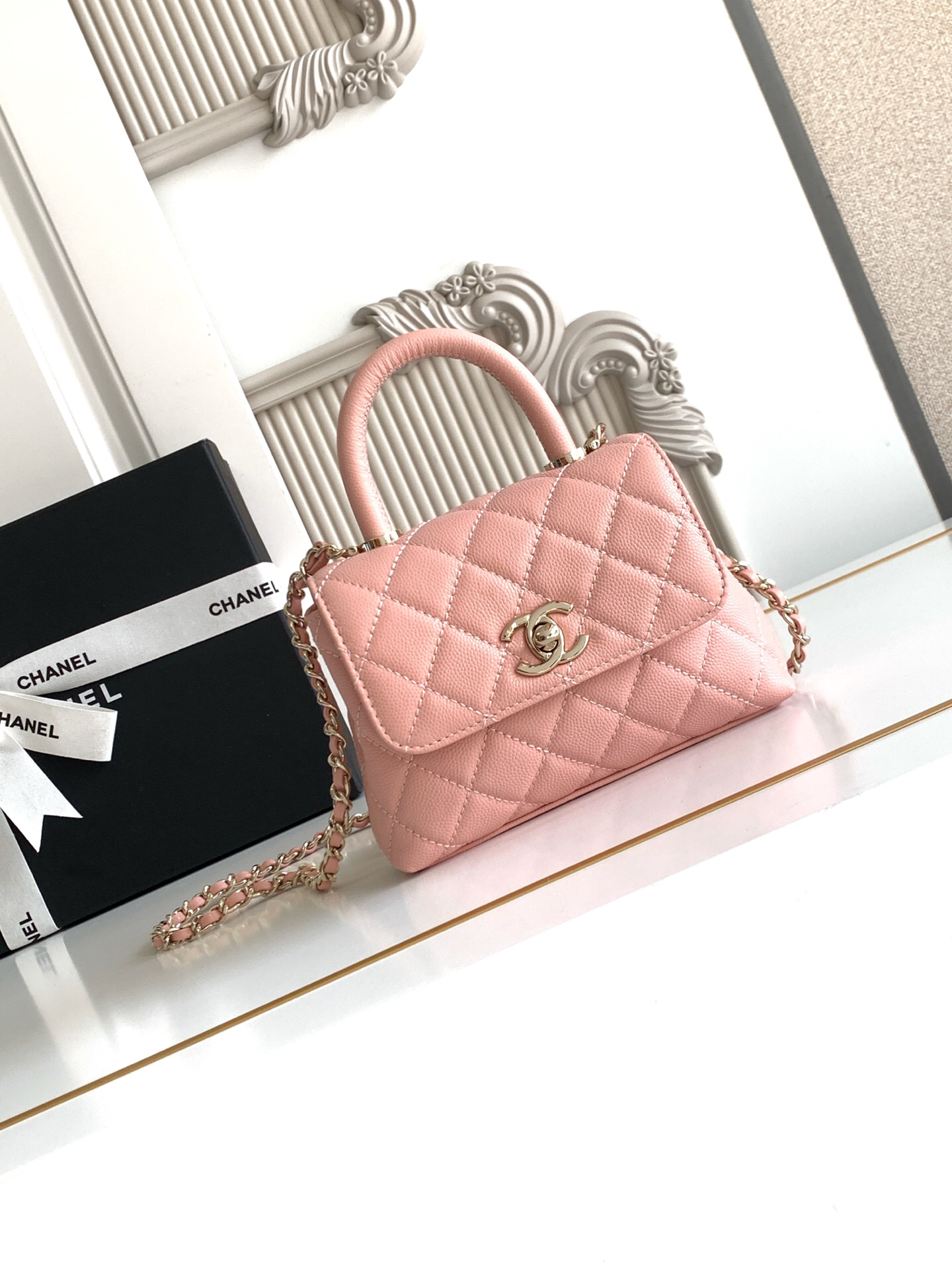 Chanel Coco Handle Handbag AS4244 - Image 2