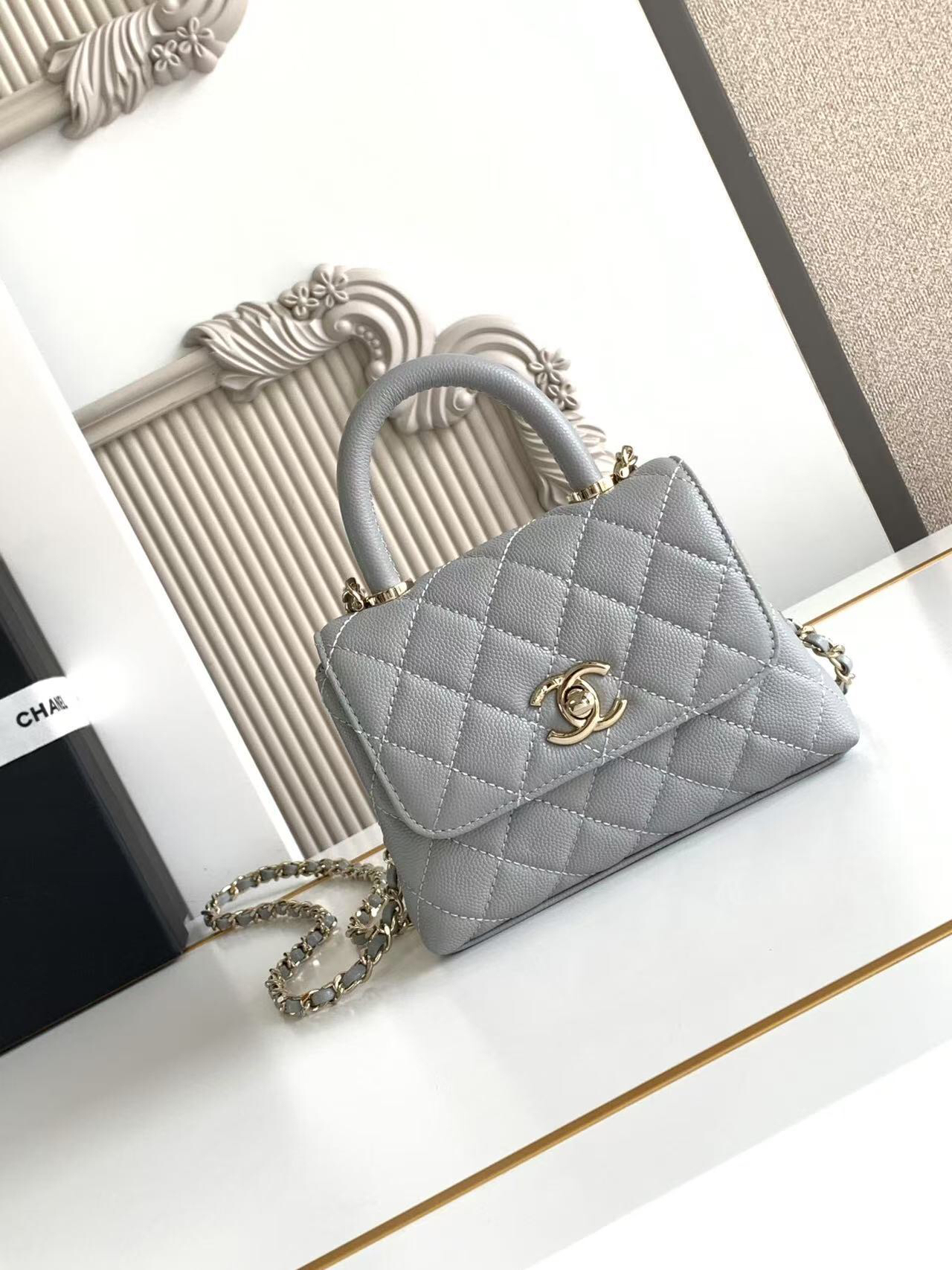 Chanel Coco Handle Classic Top-Handle Handbag - Image 2