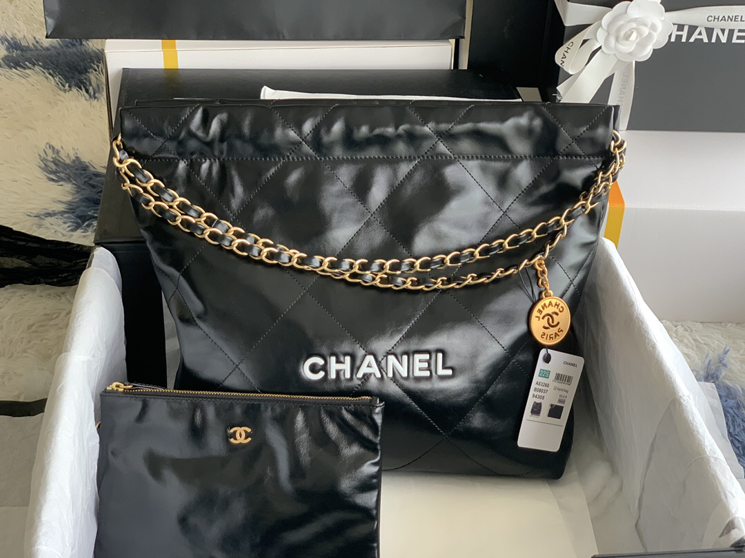 Chanel AS3260 Waxed Calfskin Shoulder Bag - Image 2