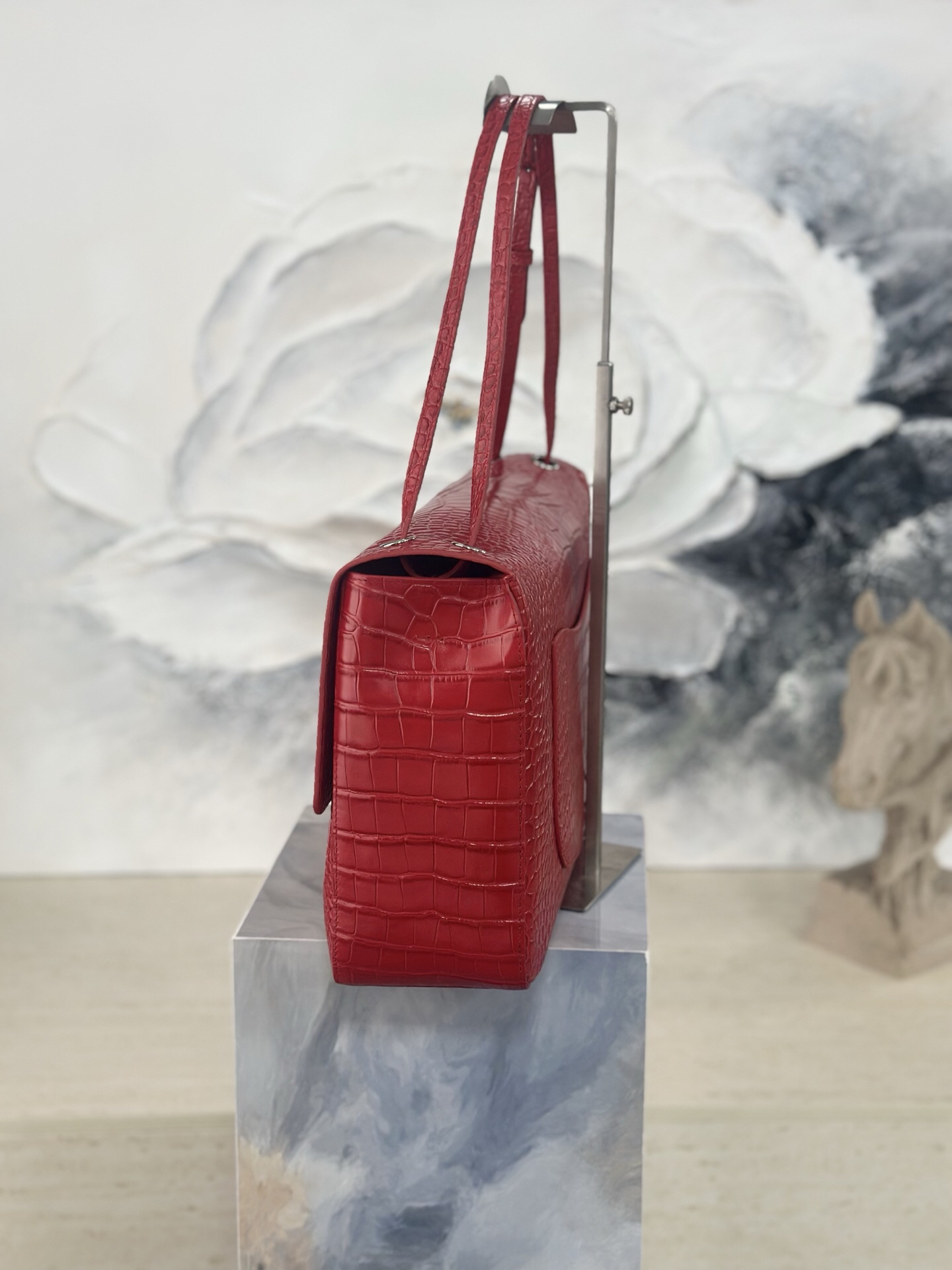 Chanel 26S Maxi Flap Bag in Burgundy Caviar Leather - Image 2