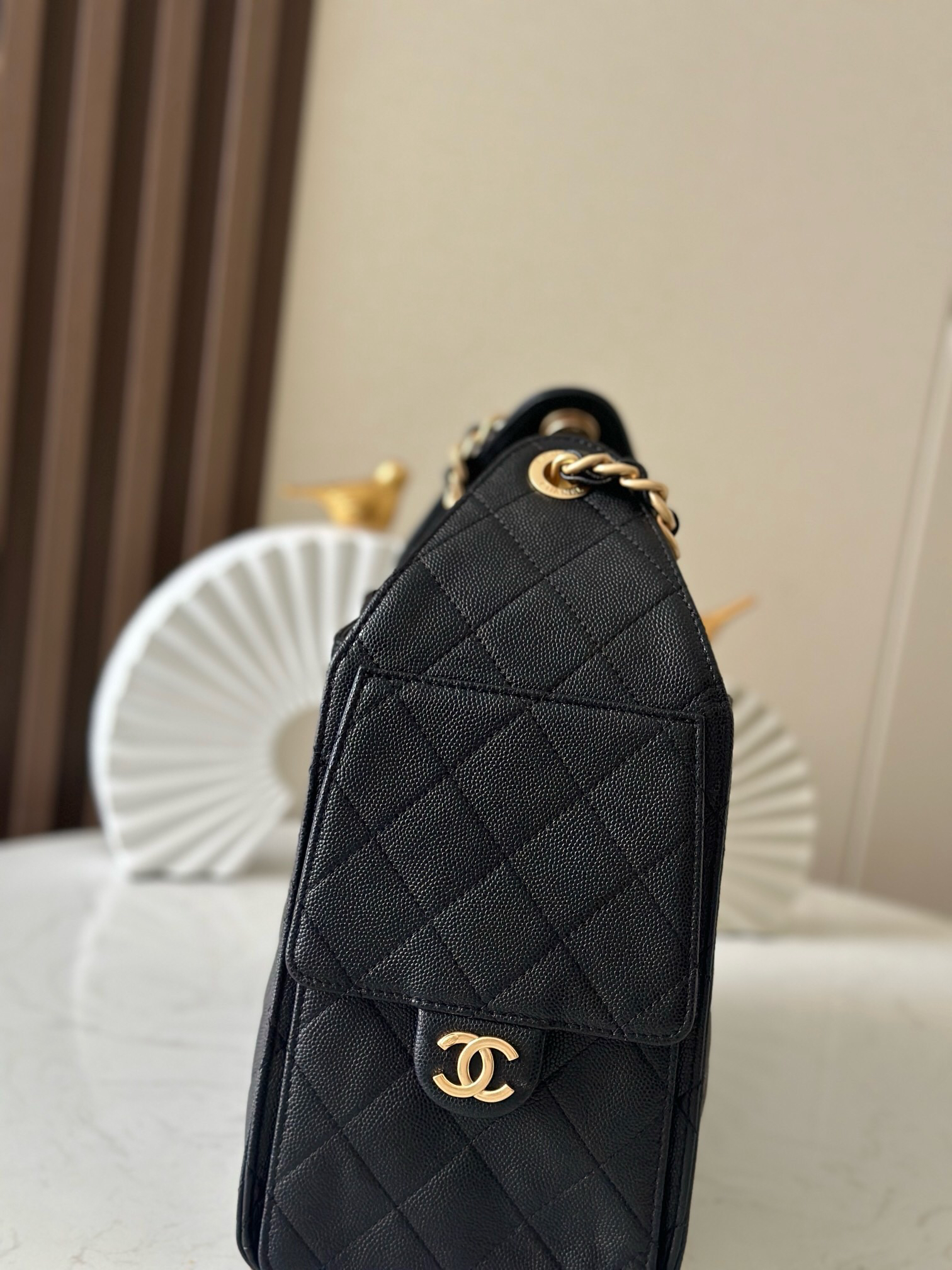 Chanel Small Quilted Leather Hobo Shoulder Bag - Image 2