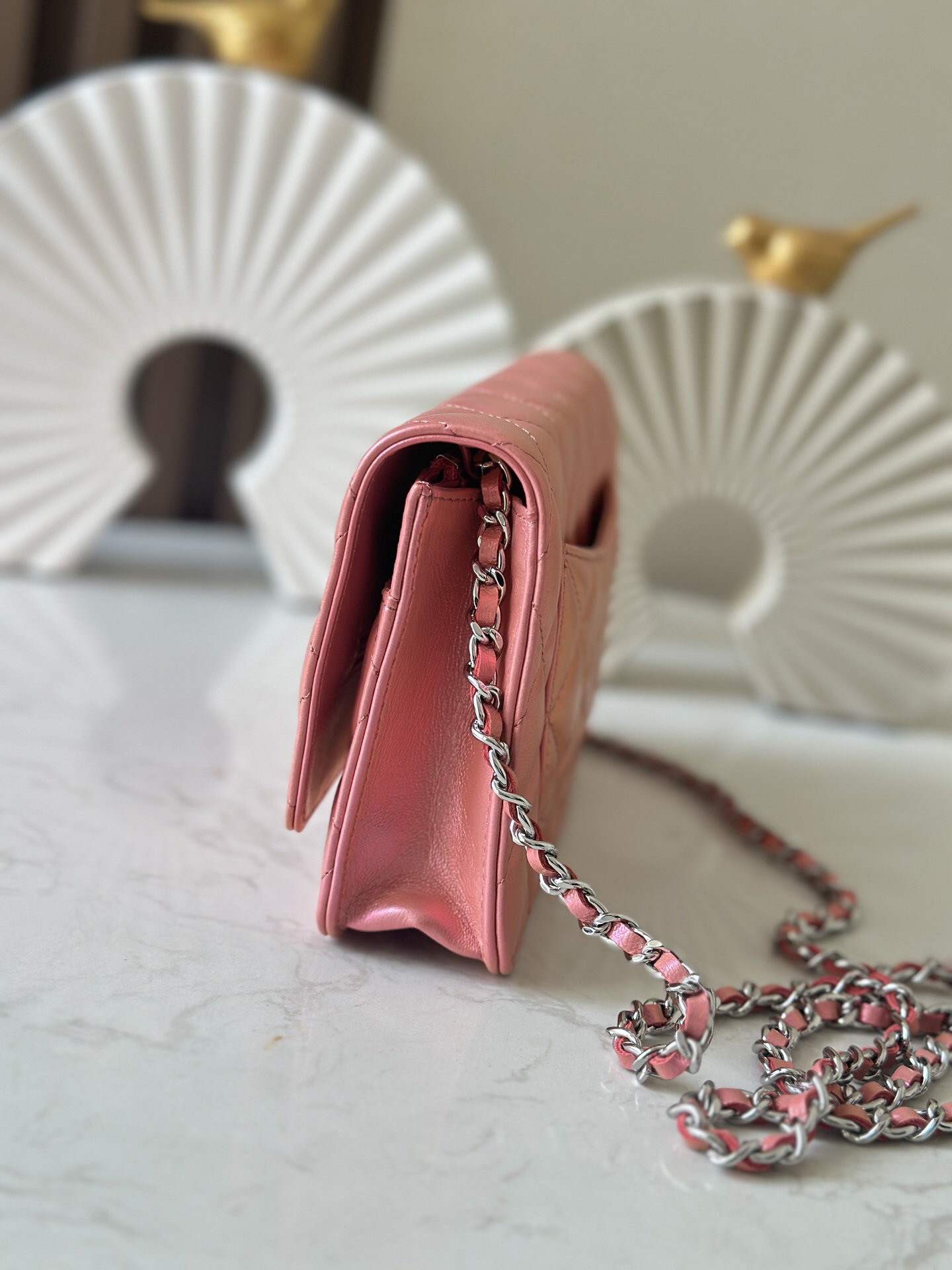 Chanel Wallet on Chain in Iridescent Pink Lambskin - Image 2
