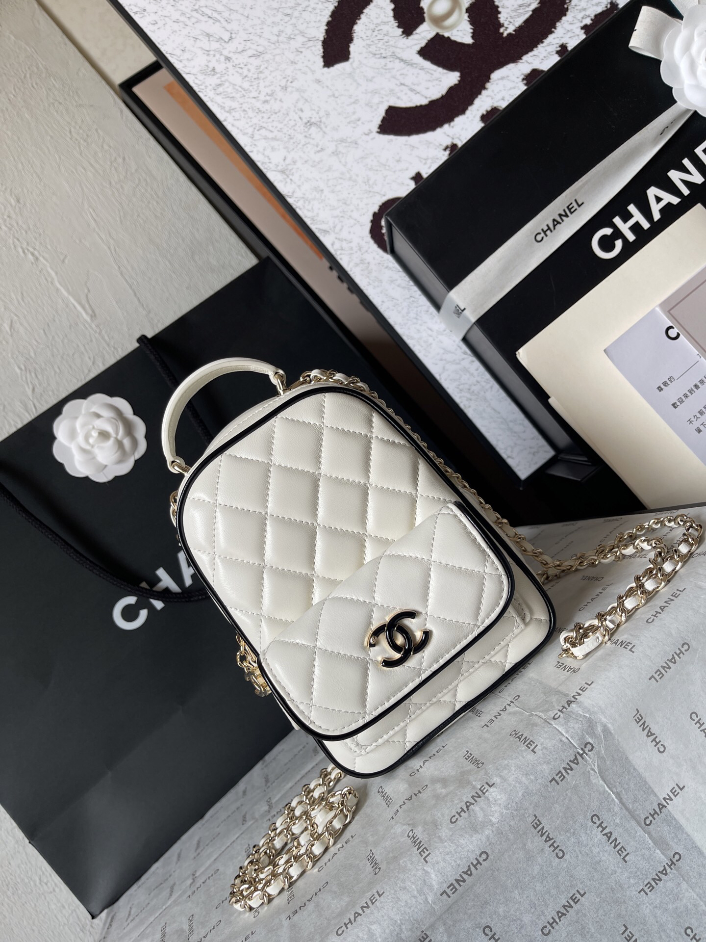 Chanel Black and White Quilted Lambskin Backpack - Image 2