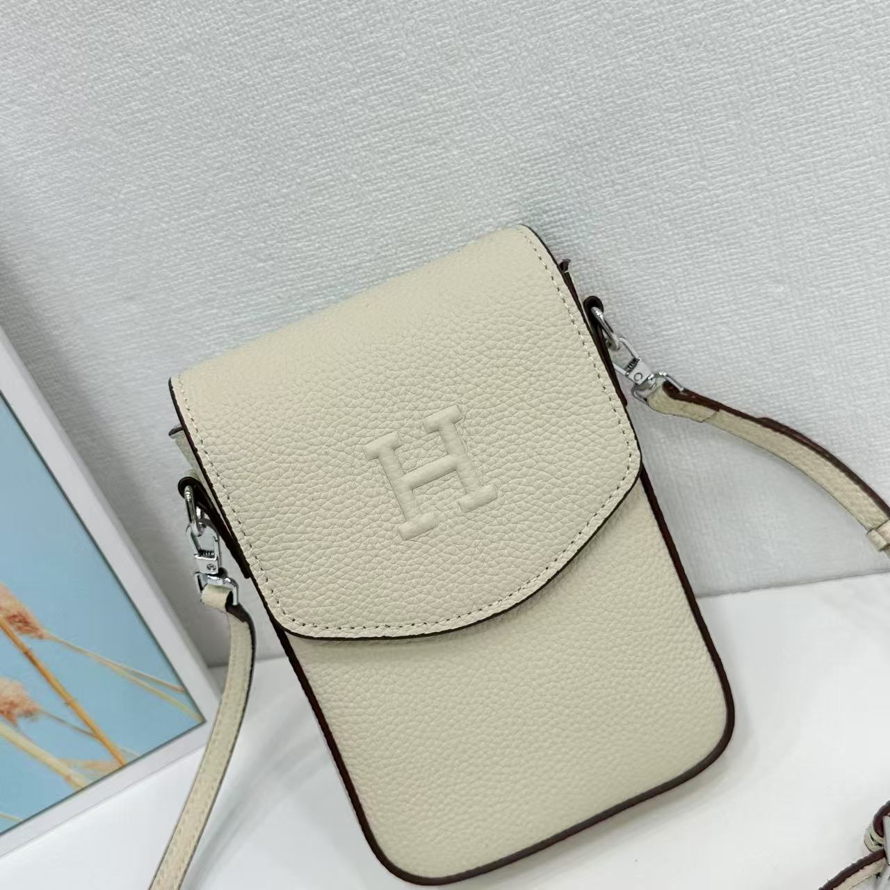 Hermès Togo Leather Convertible Crossbody Bag - Image 2