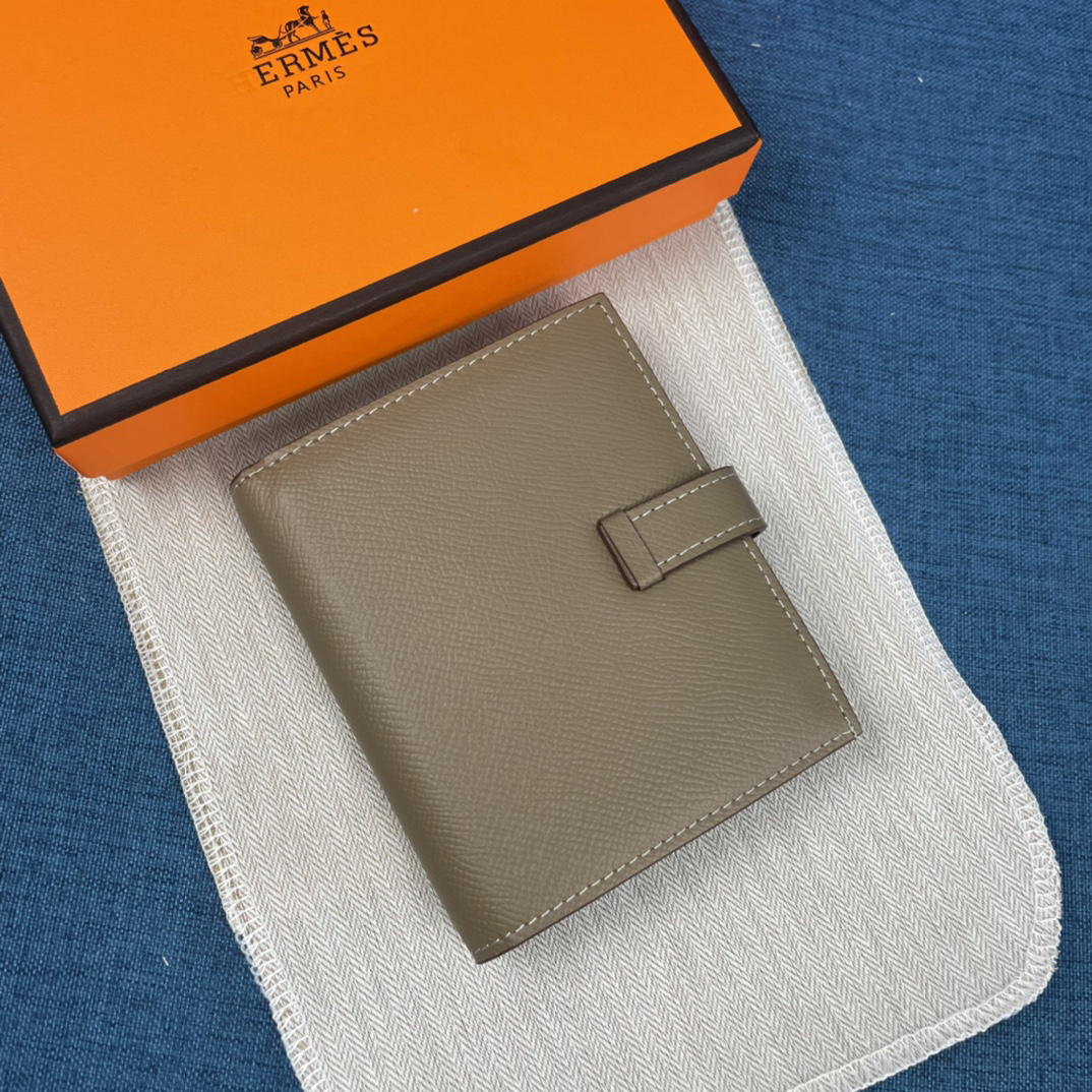 Hermès Palm-Grain Leather Wallet - Image 2