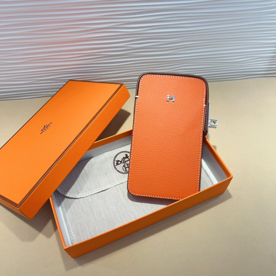 Hermes Hac a Box-Inspired Tadelakt Calfskin Phone Case with Shoulder Strap - Image 2