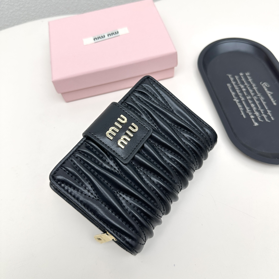 Miu Miu Lambskin Wallet - Image 2
