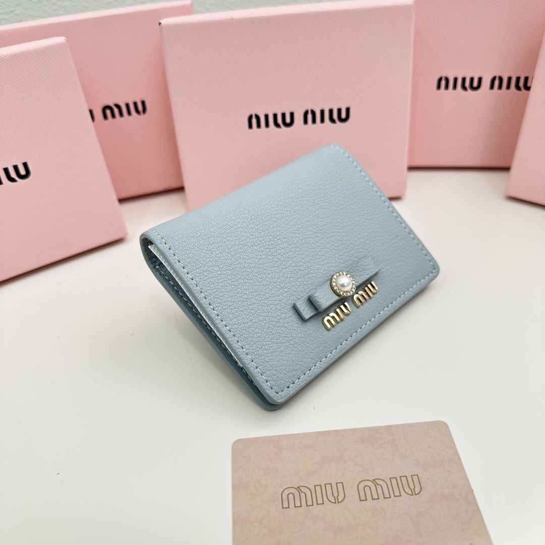 Miu Miu Leather Wallet - Image 2