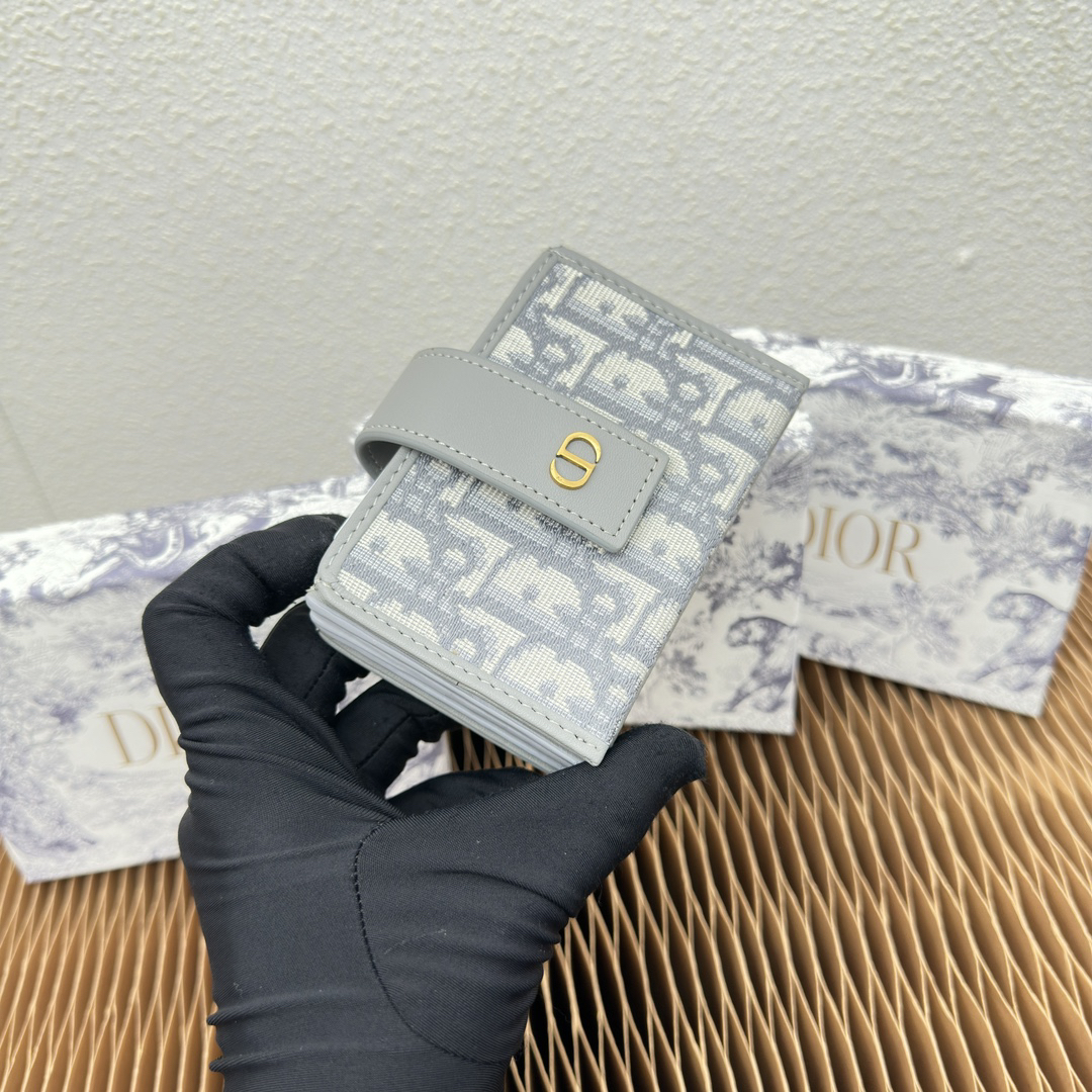 Dior Montaigne 5-Slot Card Holder - Image 2