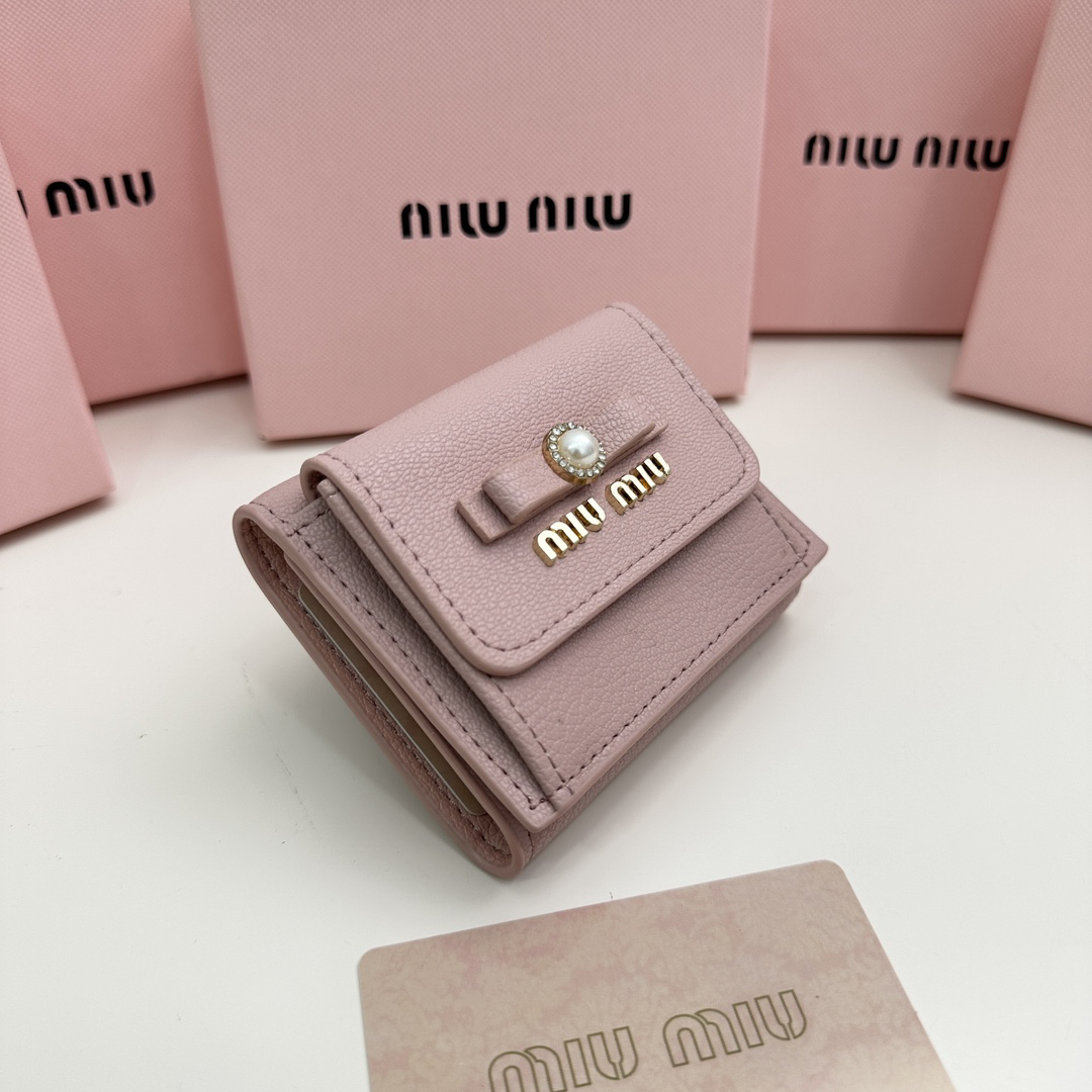 Miu Miu Leather Multi-Function Wallet - Image 2