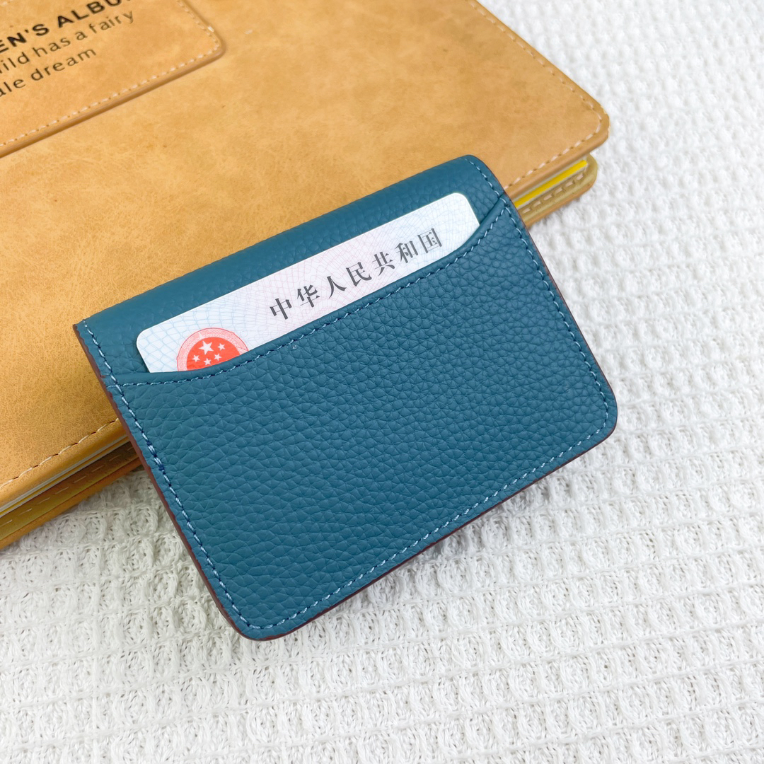 Hermès Togo Leather Wallet with Silver Buckle - Image 2