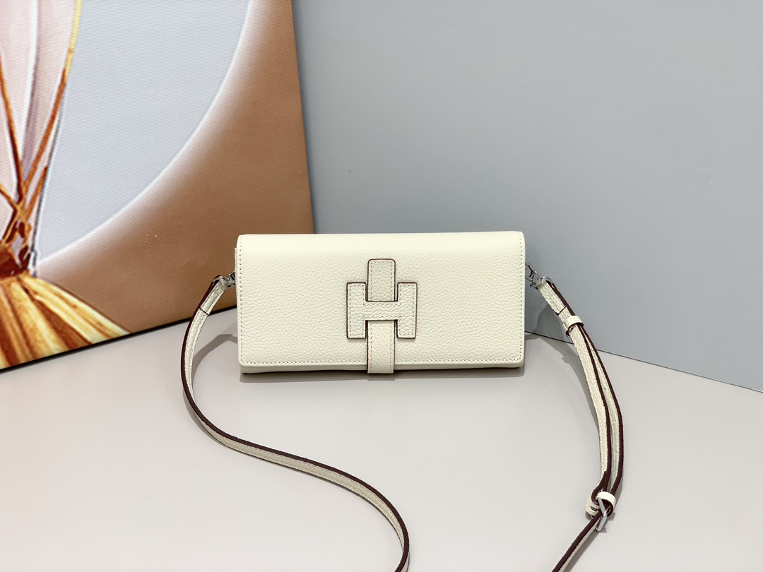 Hermes Women's Togo Calfskin Shoulder Bag - Image 2