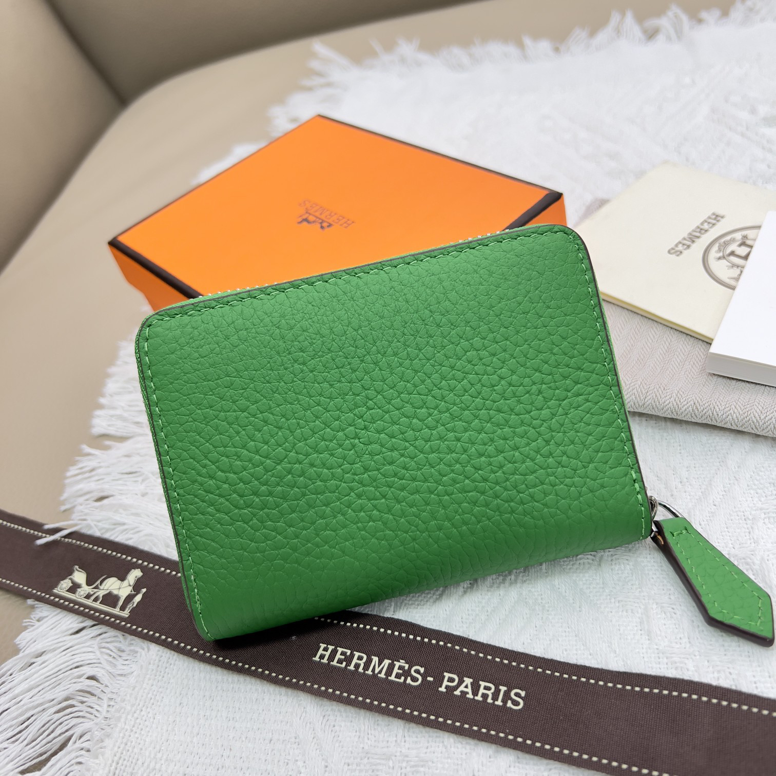 Hermès Constance Crossbody Bag - Image 2