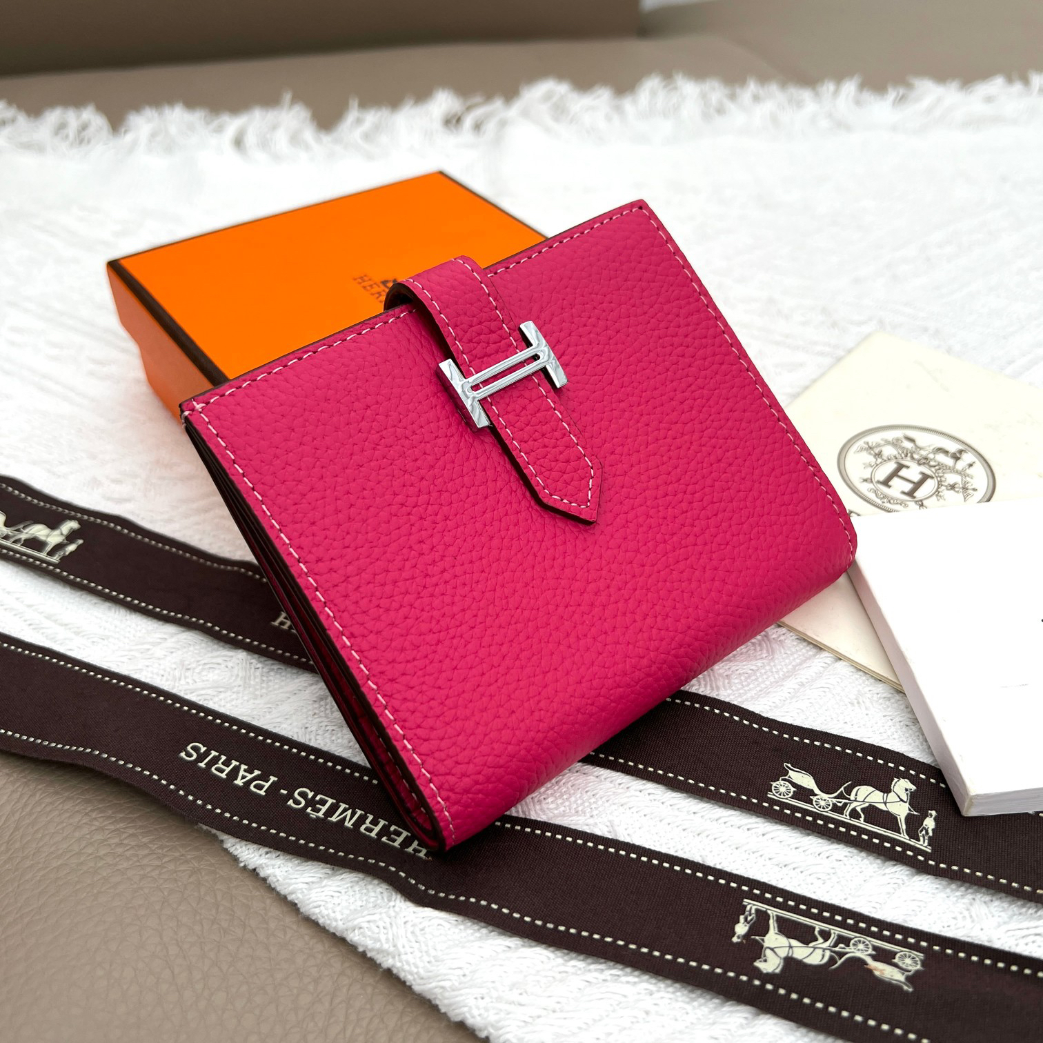 Hermes Constance Leather Card Holder with Silver Hardware - Image 2
