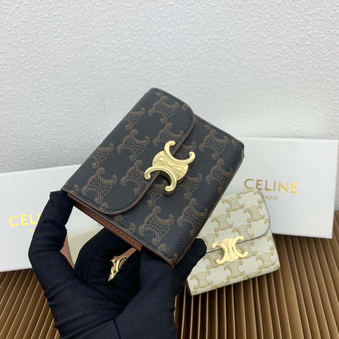 Triomphe Small Wallet - Image 2