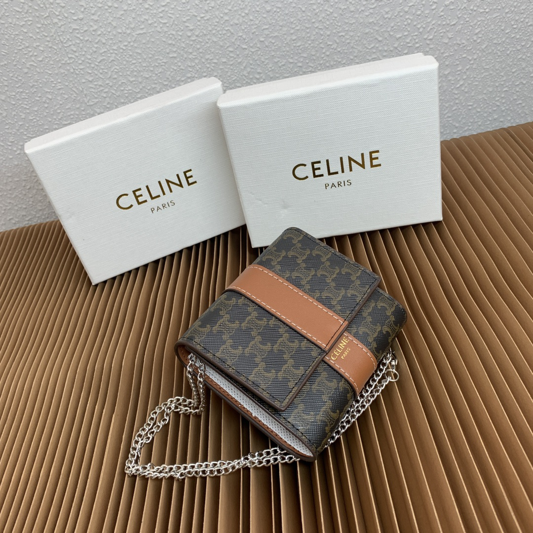 Small Triomphe Trifold Wallet - Image 2