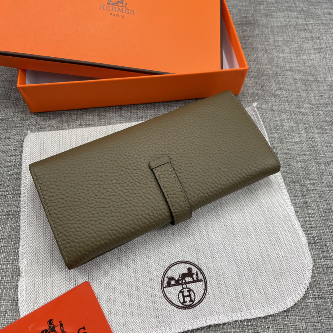 Hermes Women's Solid Color Bifold Leather Wallet - Image 2