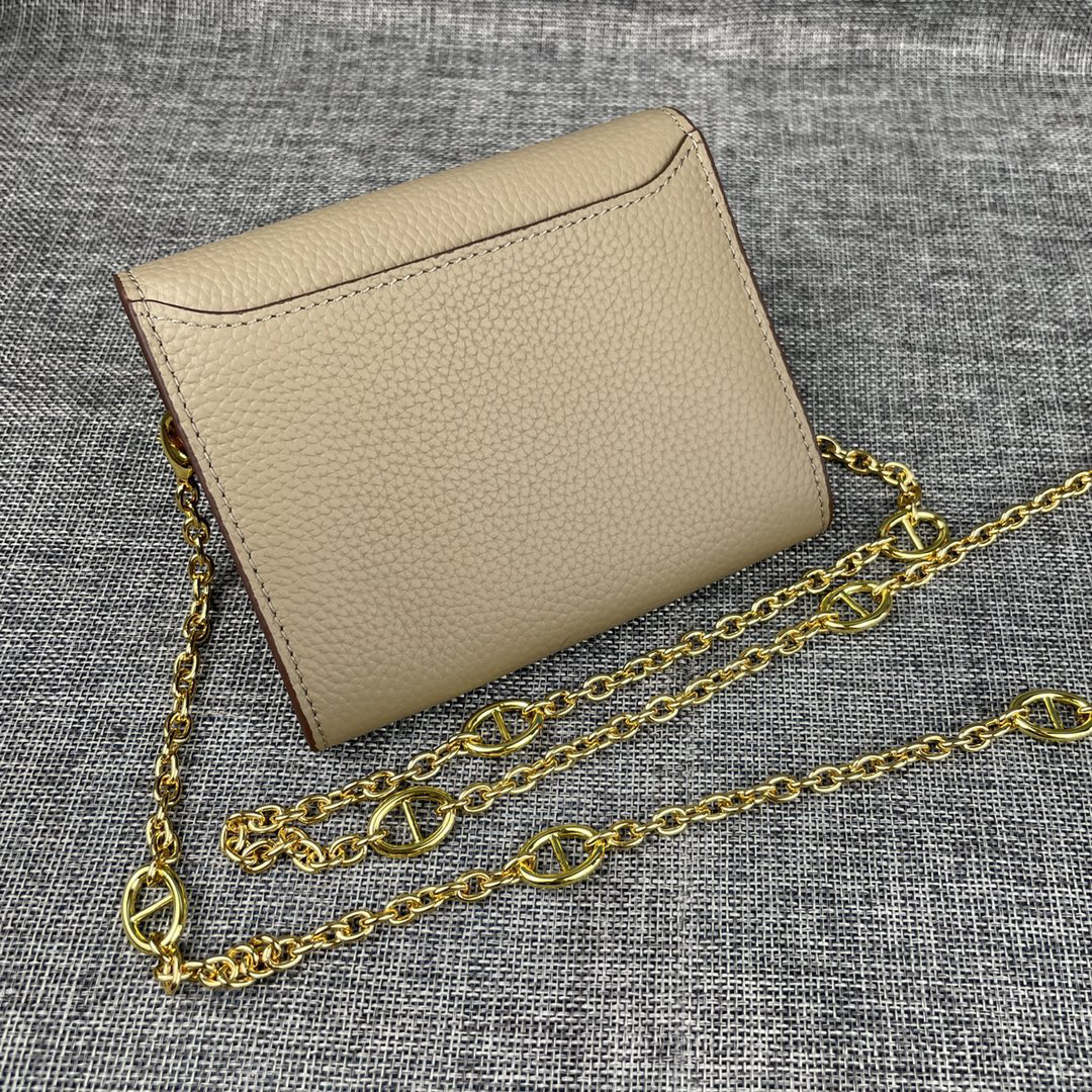 Hermès Constance Mini Shoulder Bag in Togo Calfskin - Image 2