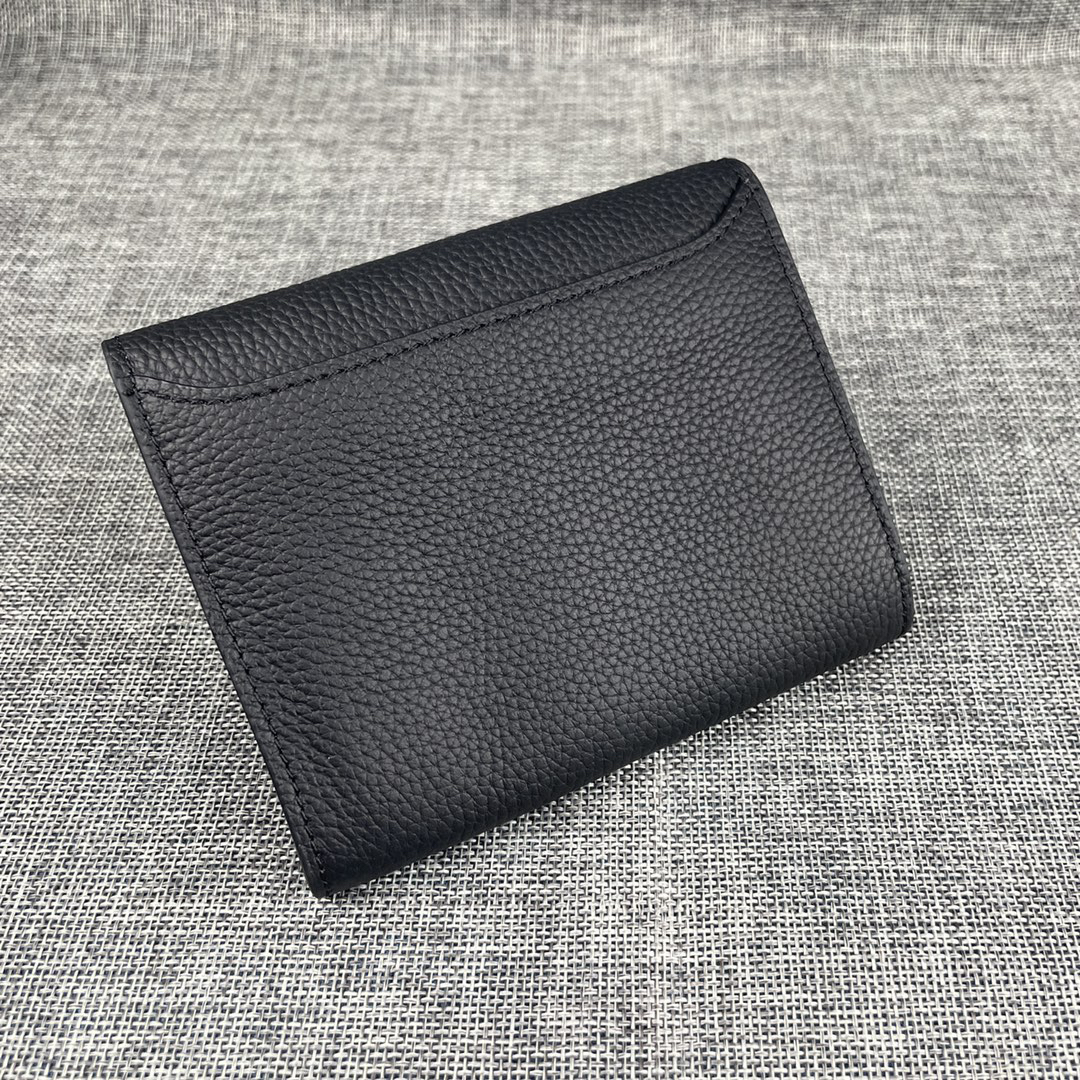 Hermès Constance 537 Leather Shoulder Bag - Image 2