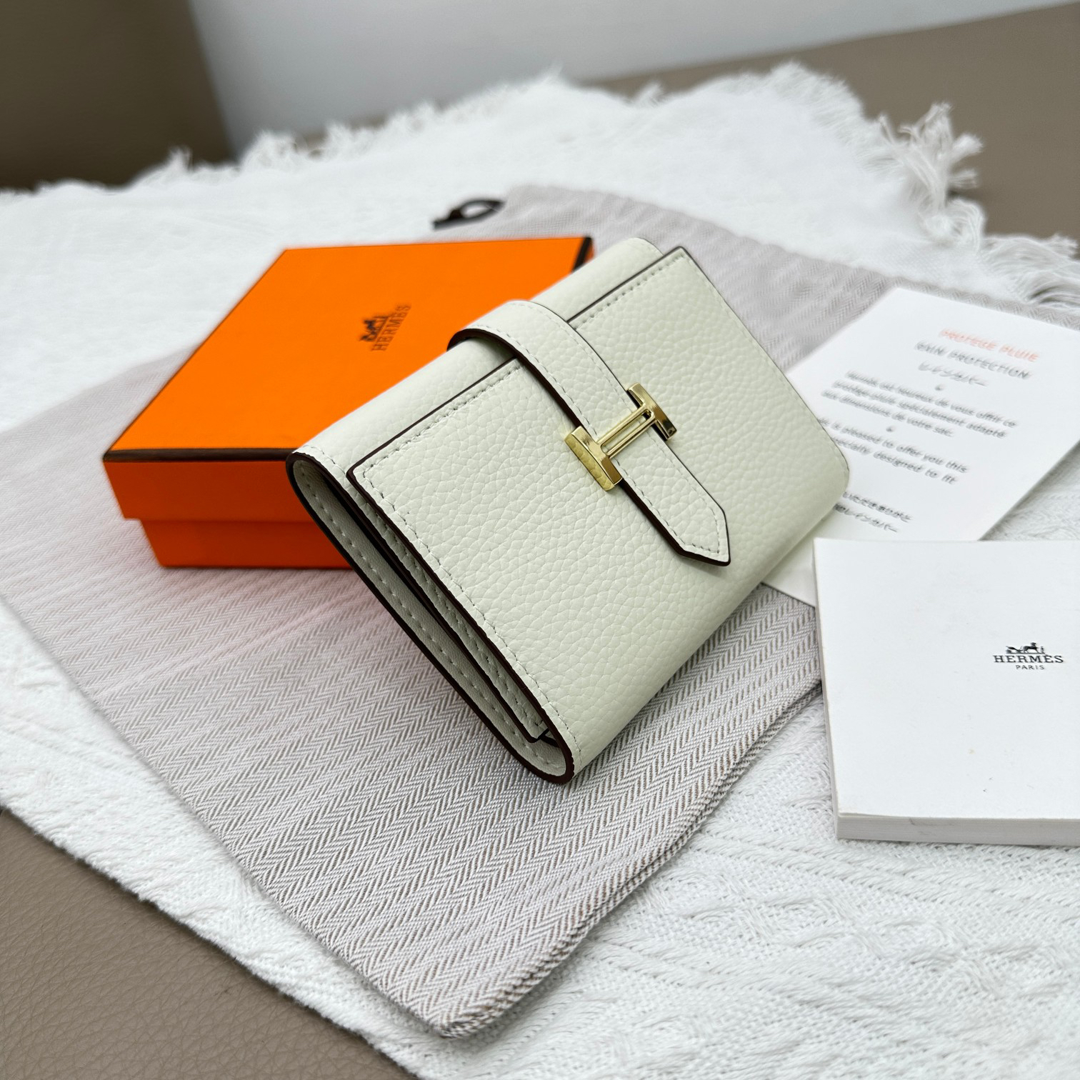 Hermes Togo Leather Tri-Fold Wallet - Image 2