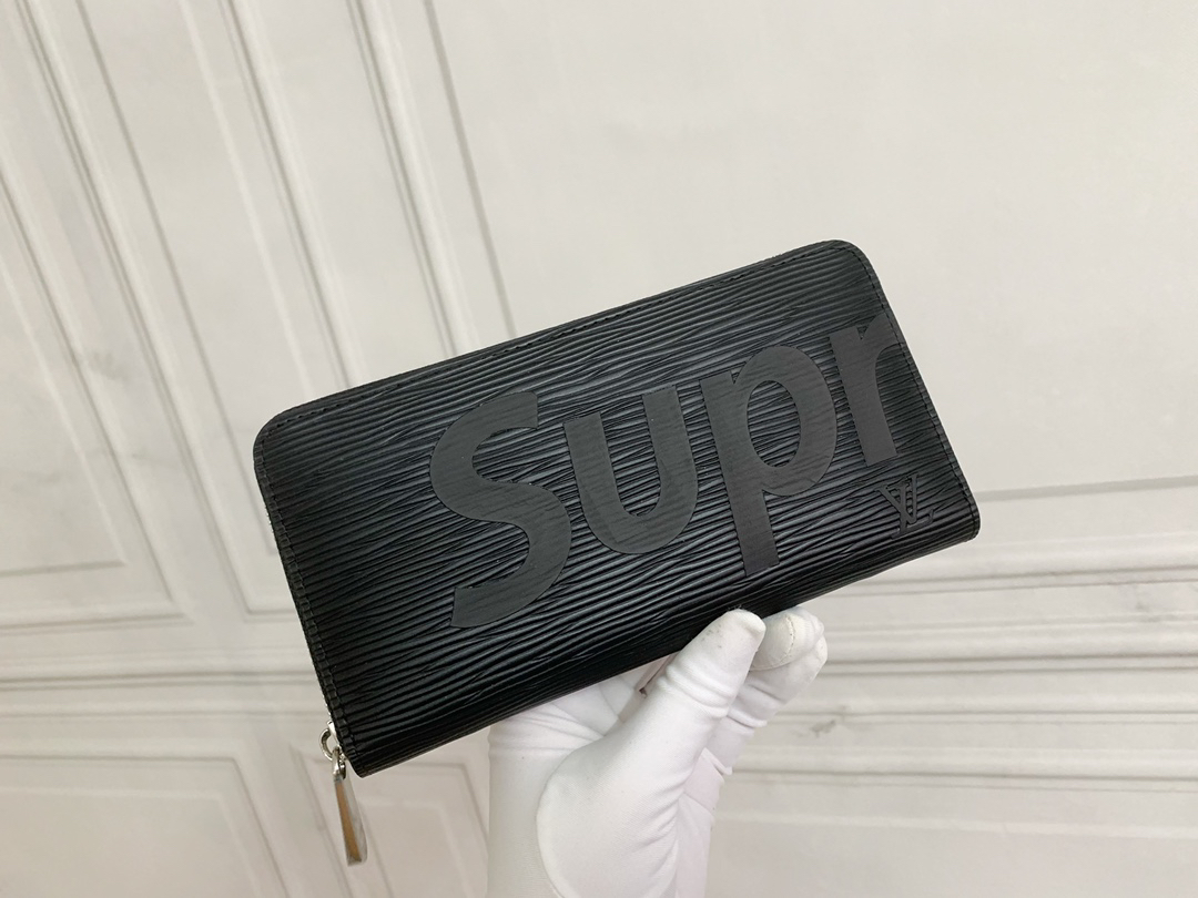 Louis Vuitton Monogram Cowhide Wallet - Image 2
