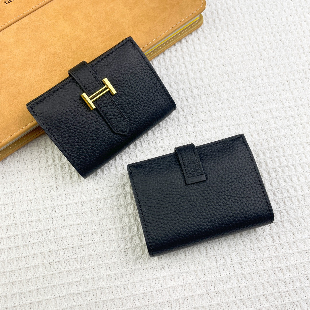 Hermès Card Holder - Image 2