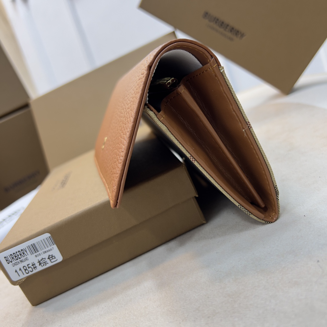 Burberry Vintage Check Long Wallet - Image 2