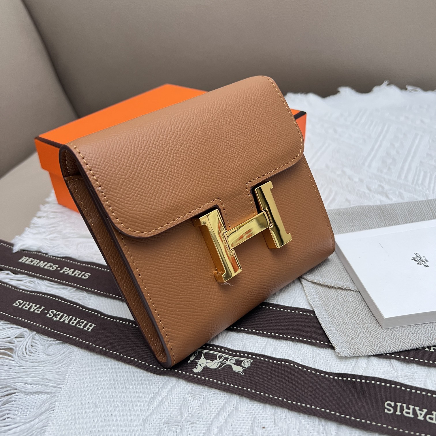 Hermès Constance Leather Crossbody Bag - Image 2