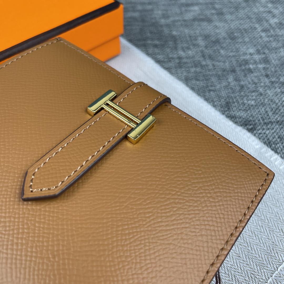 Hermes Solid Color Vertical Pocket Wallet - Image 2