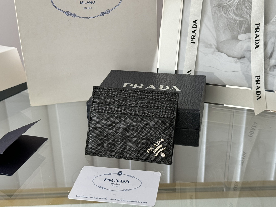 Prada Saffiano Leather Men's Card Holder - Image 2
