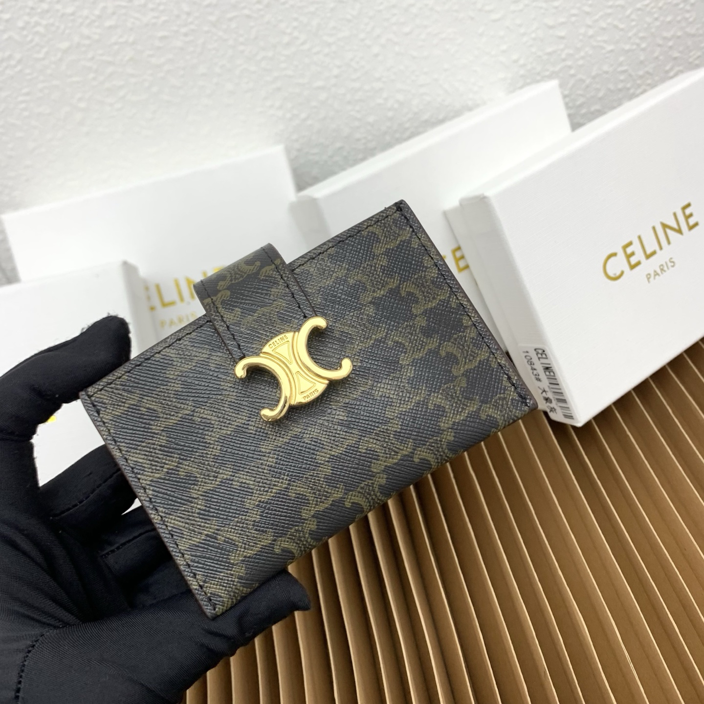 Celine ACCORDEON Triomphe Leather Card Holder - Image 2