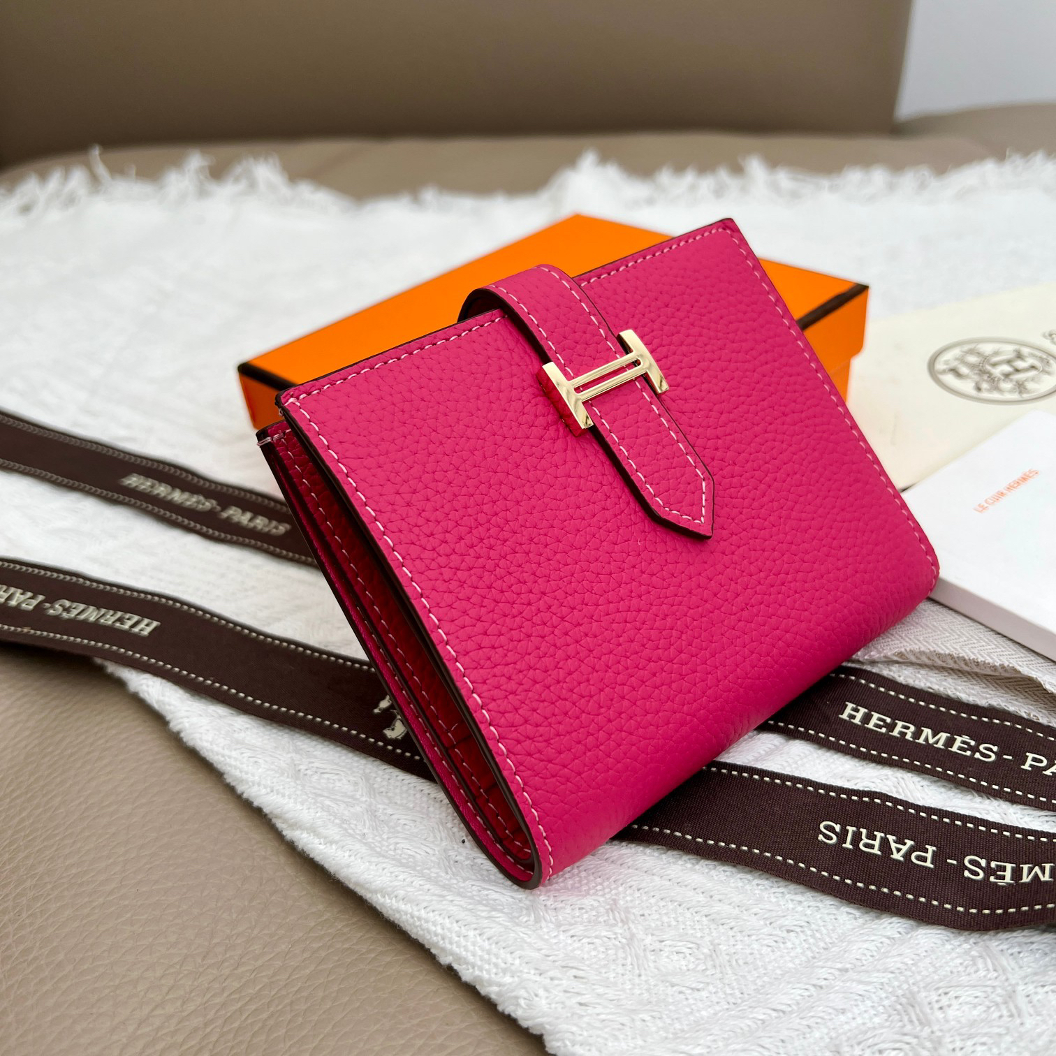 Hermes Vertical Pocket Wallet with Gold-Tone Hardware - Image 2