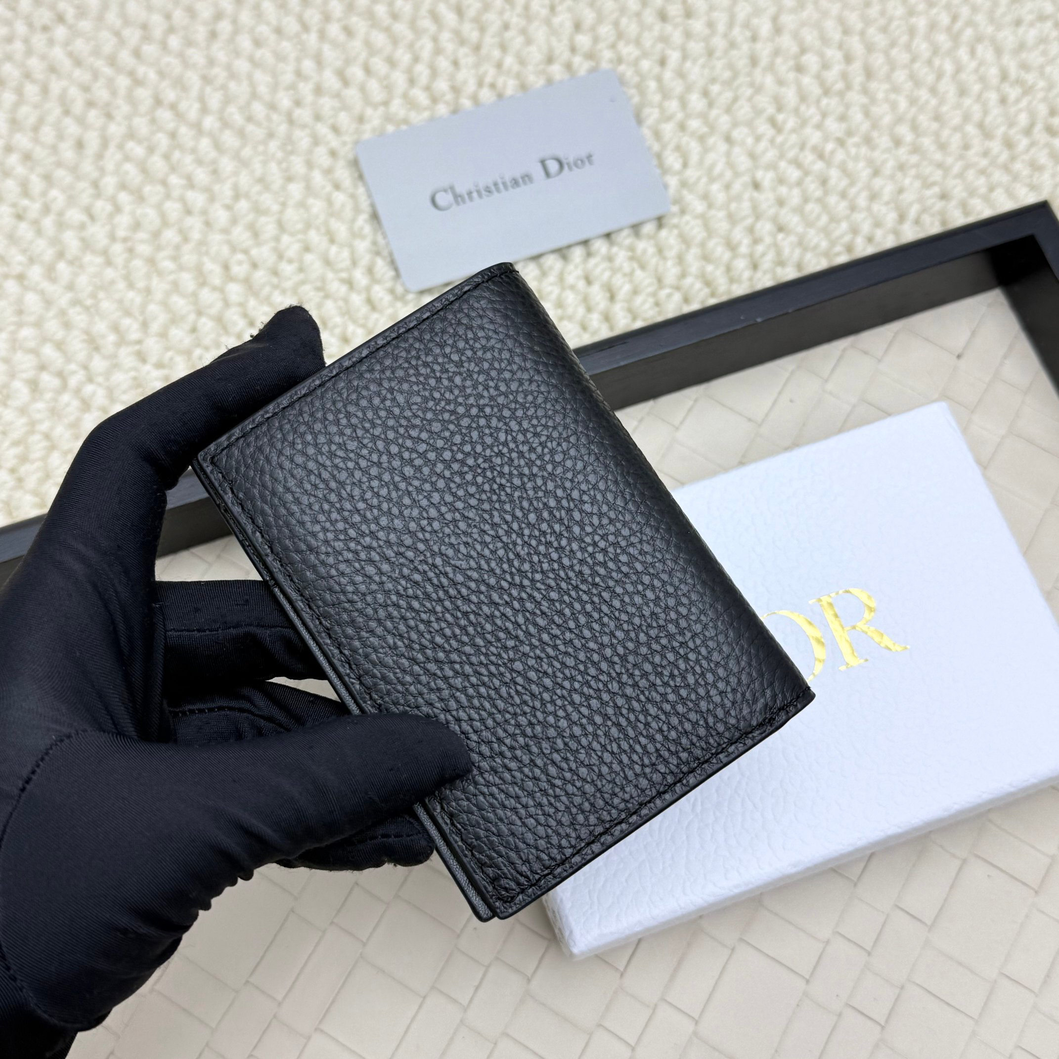 Dior Oblique Bifold Card Holder - Image 2