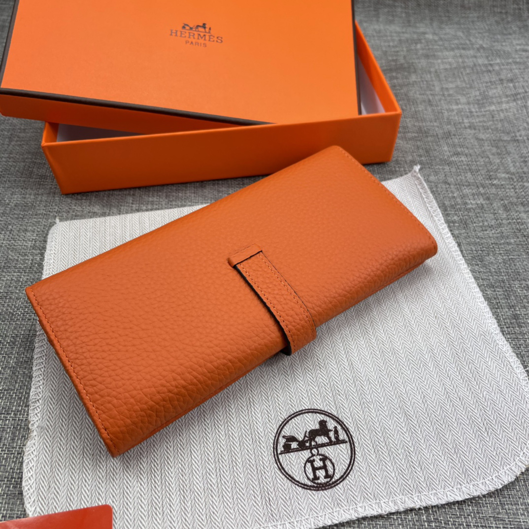 Hermes Women's Solid Color Bifold Leather Wallet - Image 2
