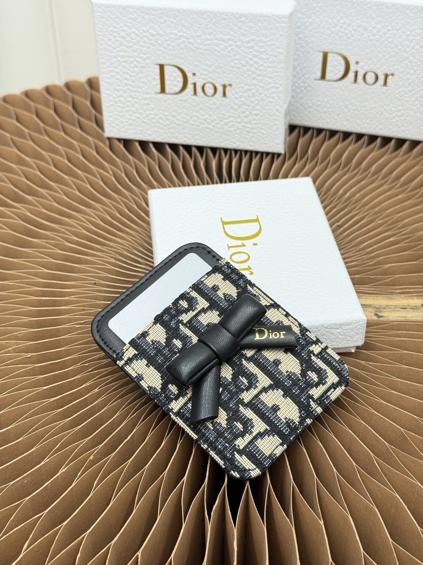 Dior Lady Dior Magnetic Lambskin Card Holder - Image 2