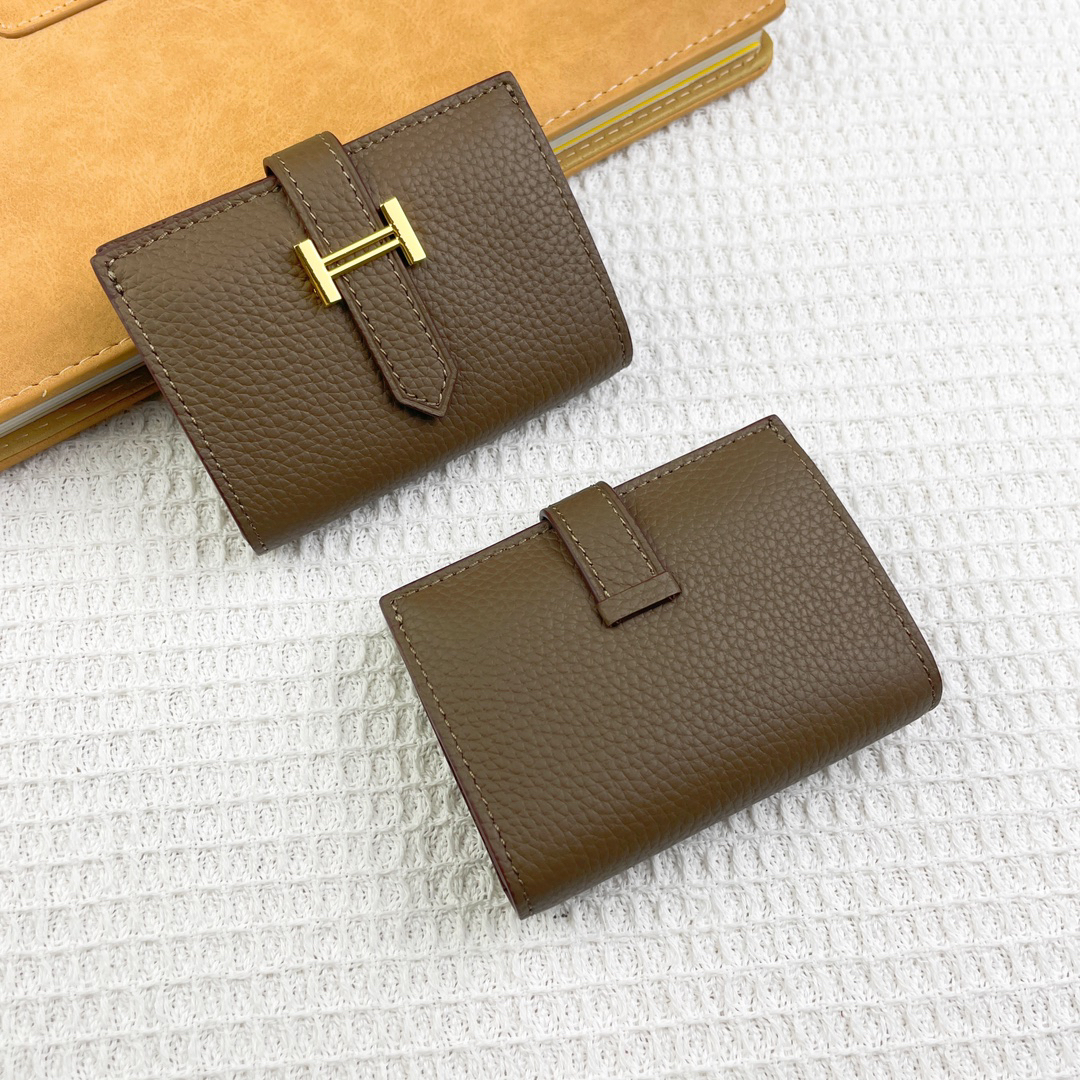Hermès 0511 Leather Card Holder - Image 2