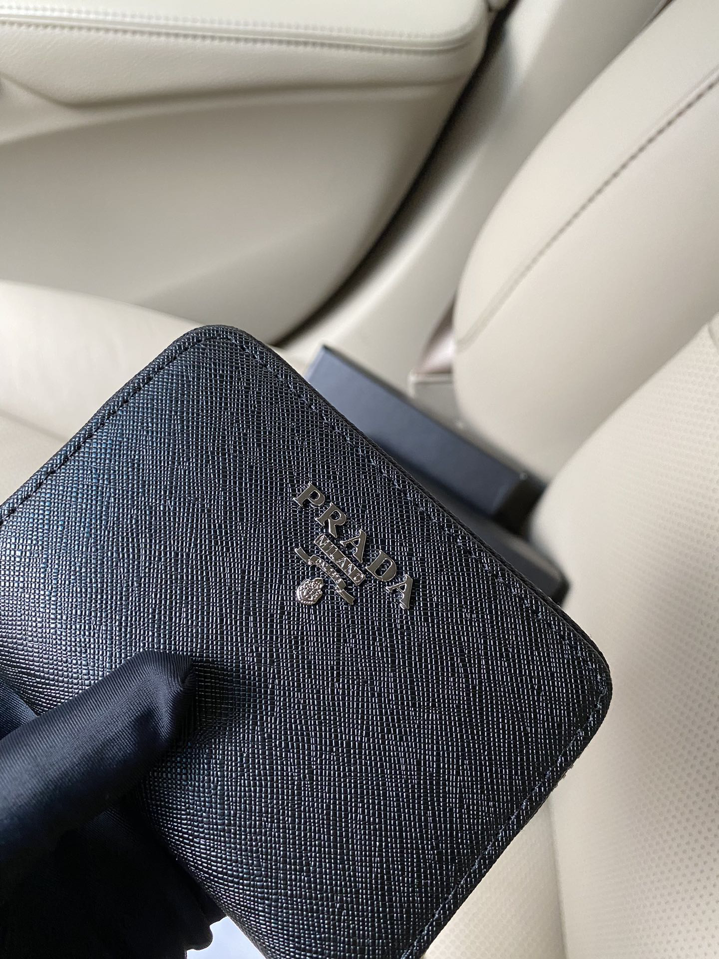 Prada 2MC553 Black Leather Card Holder - Image 2