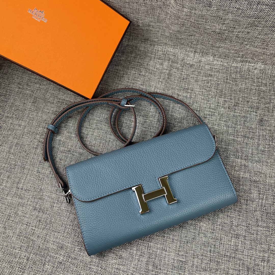 Hermès Constance 22 Togo Leather Shoulder Bag - Image 2