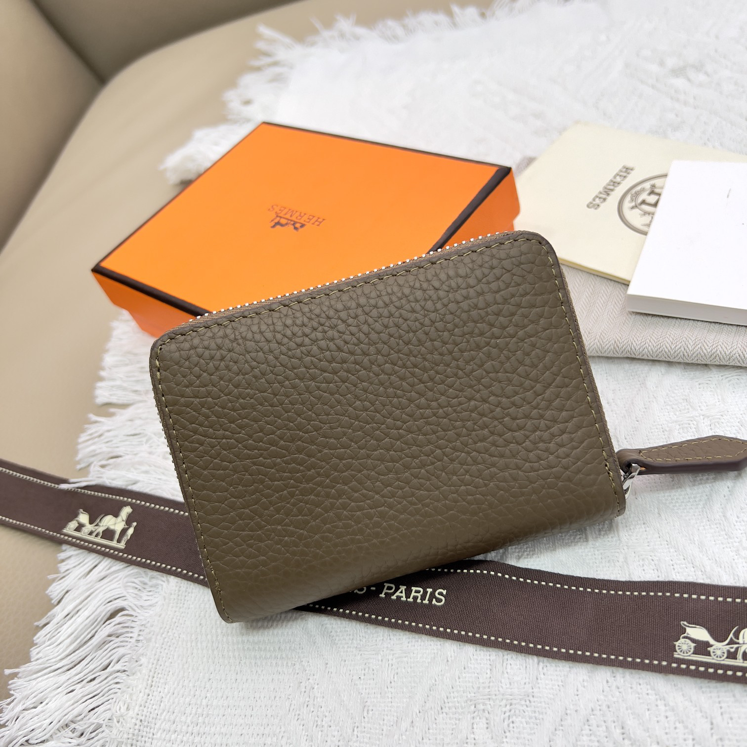 Hermes Constance Wallet - Image 2