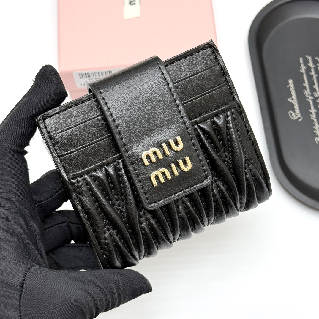 Miu Miu Leather Bag V12 - Image 2