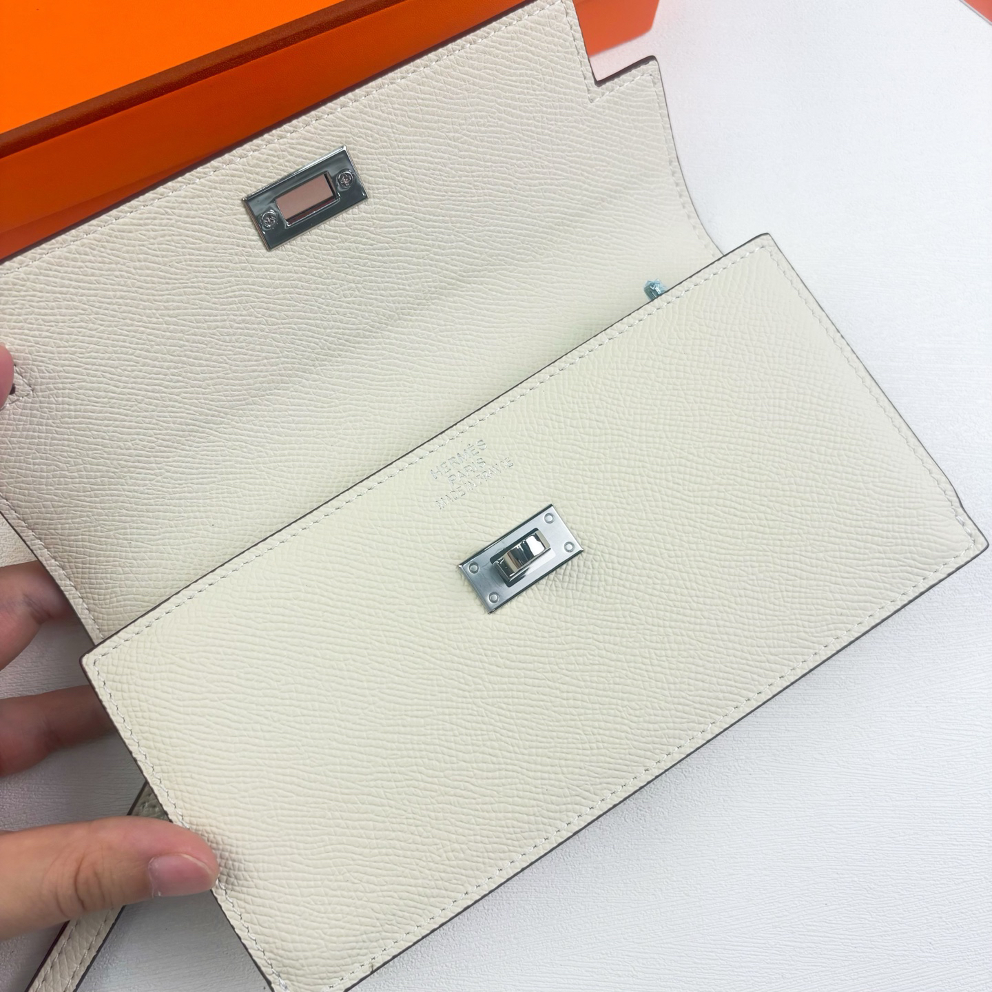 Hermes Kelly Long Wallet - Image 2