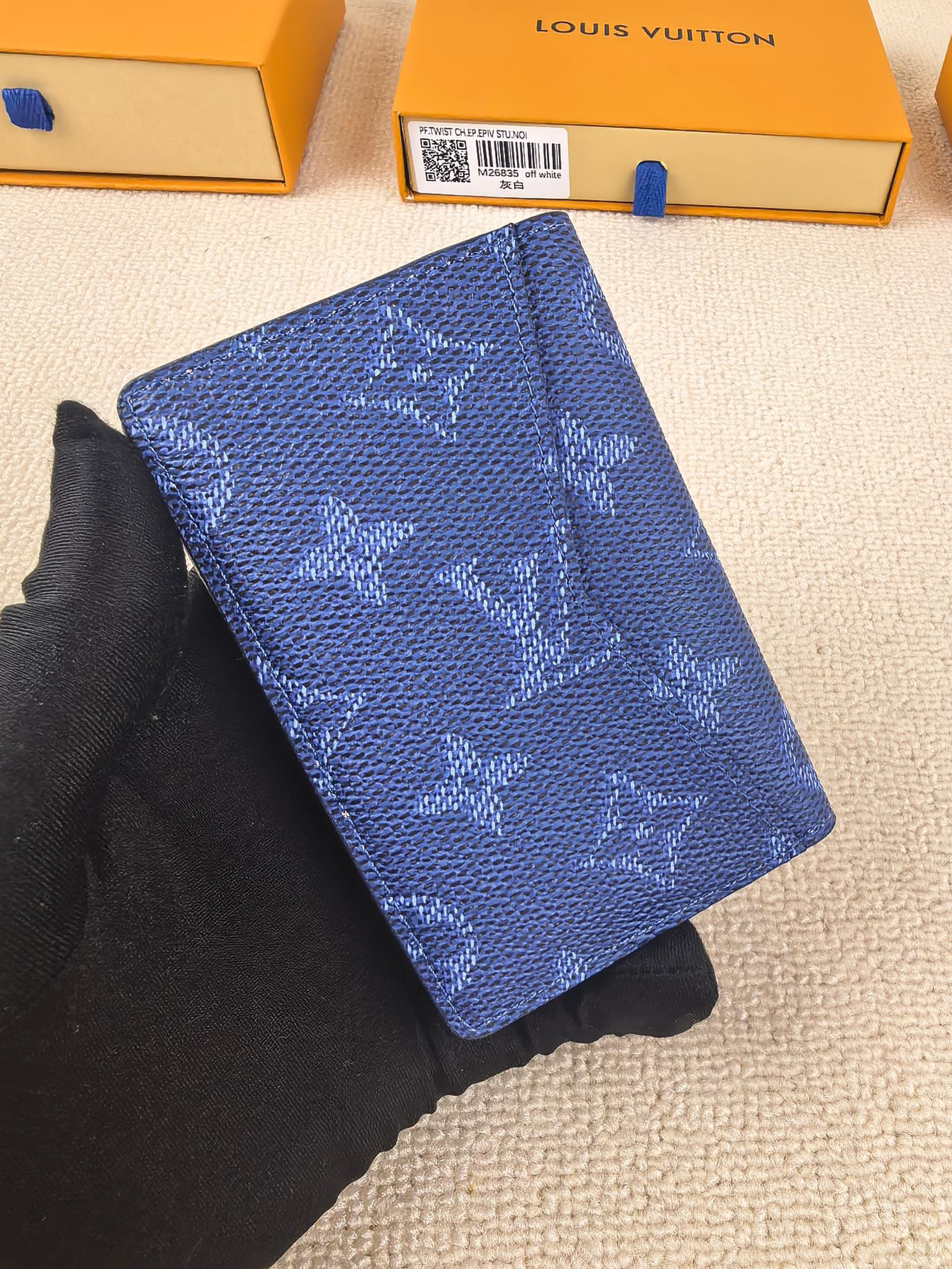 Louis Vuitton M26841 Damier Canvas Pocket Card Holder - Image 2