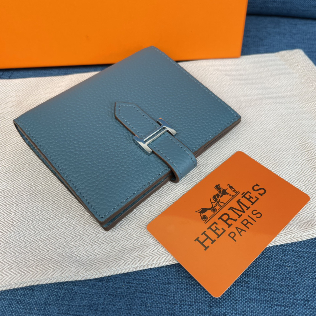 Hermes Togo Calfskin Vertical Wallet - Image 2