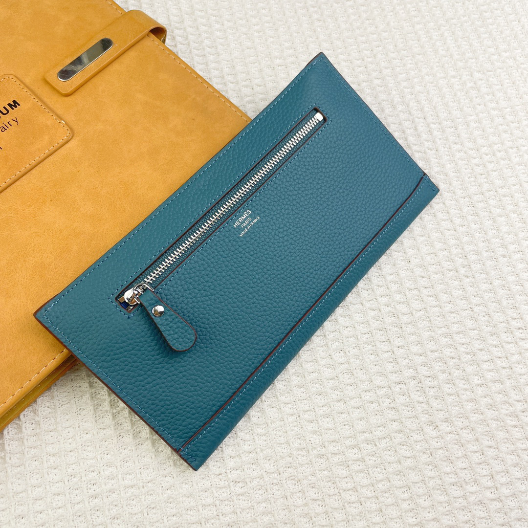 Hermès Silk’in Barenia Calfskin Wallet - Image 2