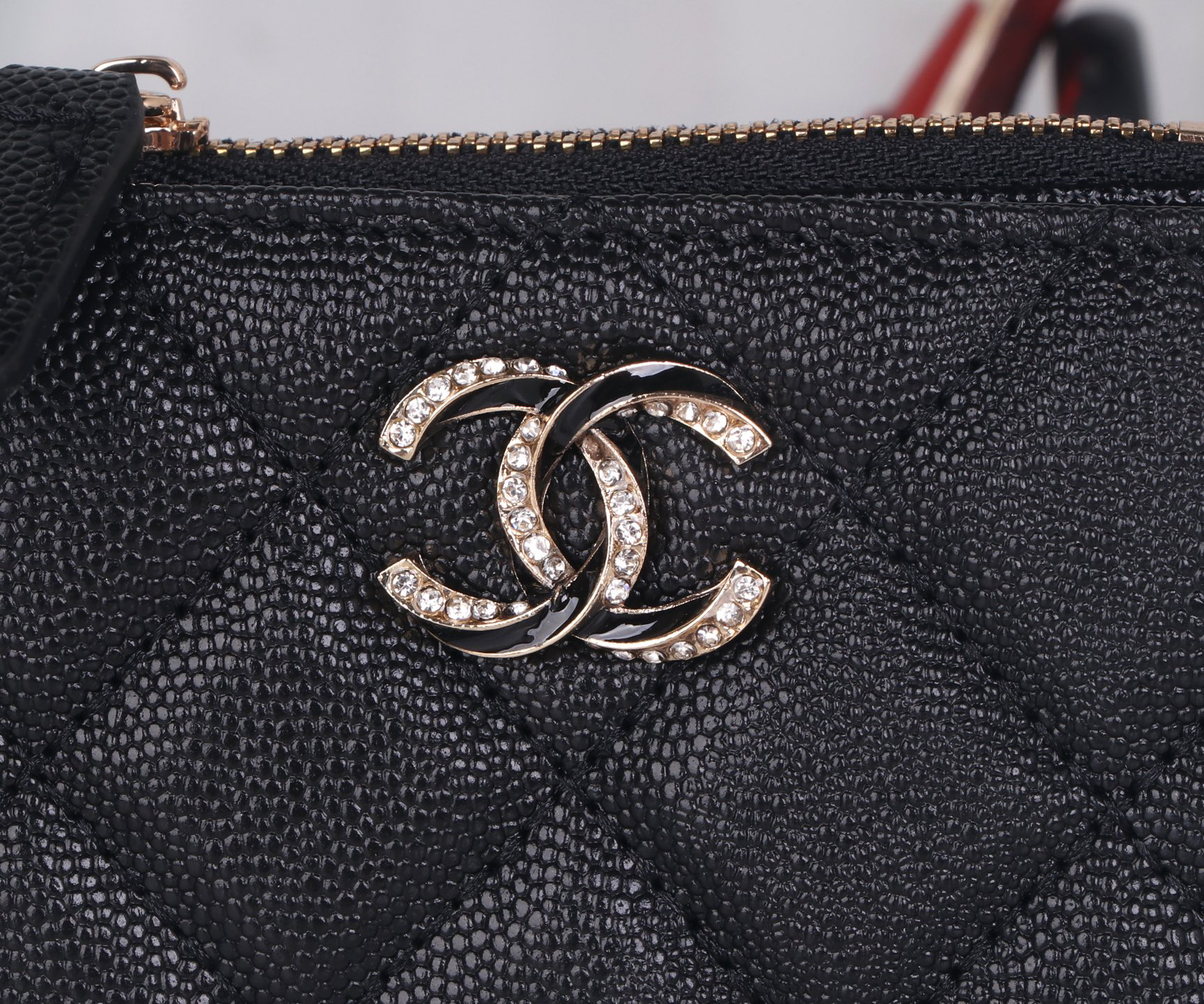 CHANEL Textured Leather Card Wallet 2216 - Image 2