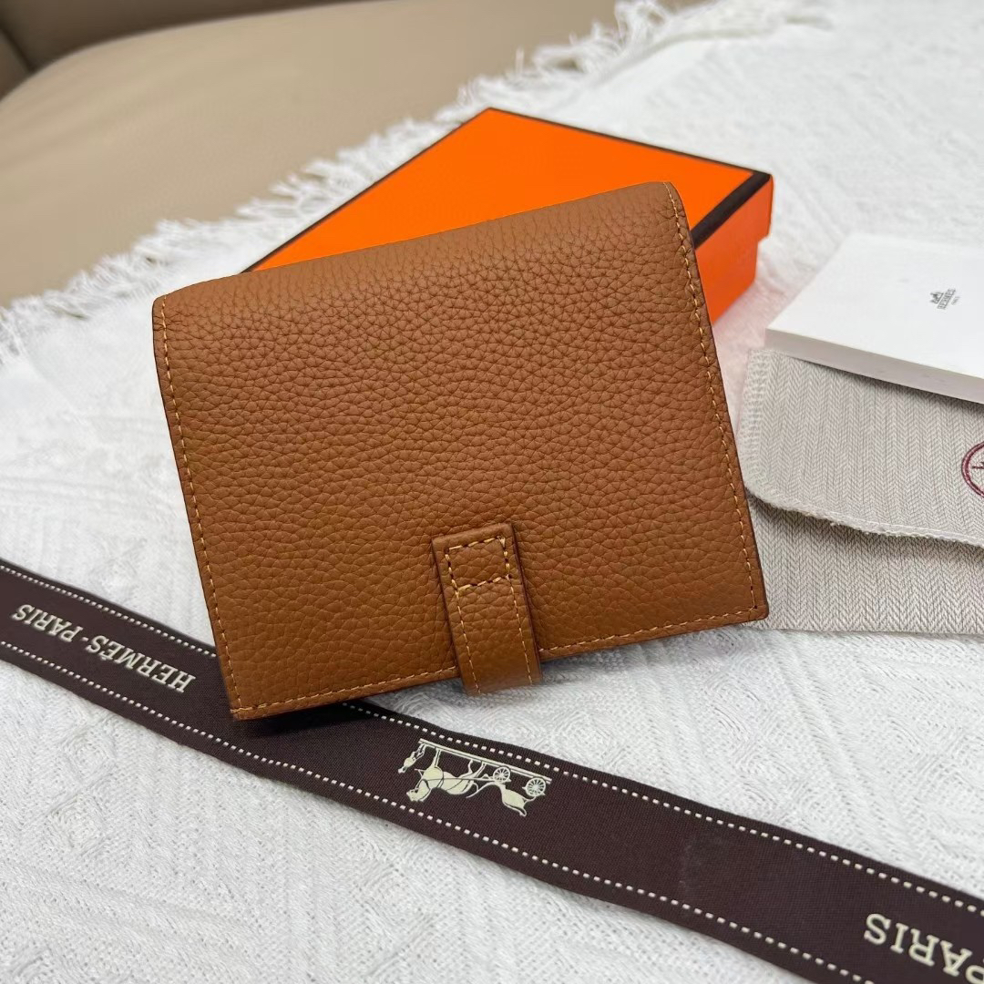 Hermès Constance Leather Shoulder Bag - Image 2