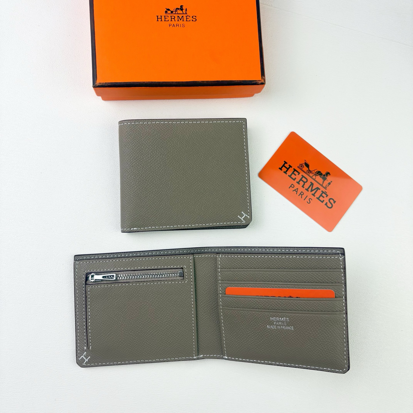 Hermès Empson Leather Short Wallet - Image 2
