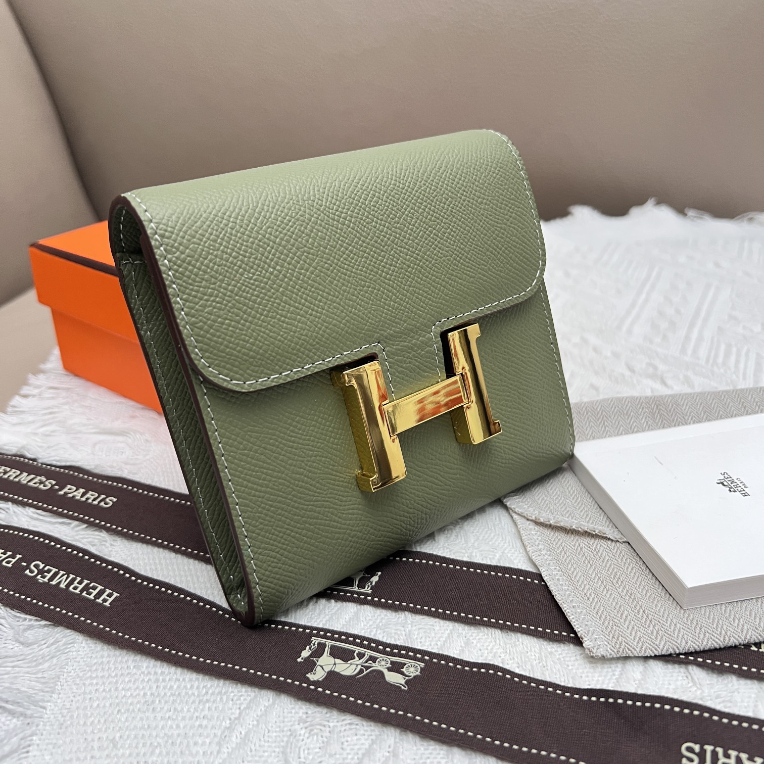 Hermès Constance Palm-Grain Leather Shoulder Bag - Image 2
